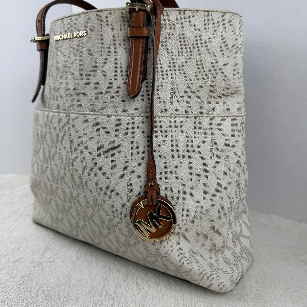 MICHAEL‎ KORS Bedford Large Pocket Vanilla Tote Bag Logo 30S0GBFT3B